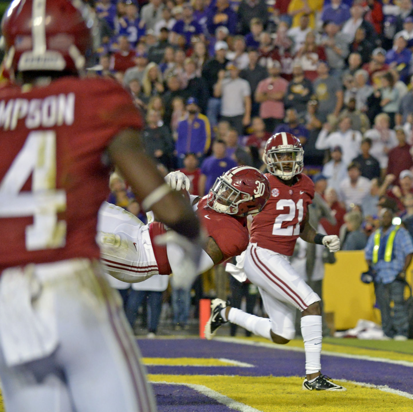 lsualabamafootball.110418_2647